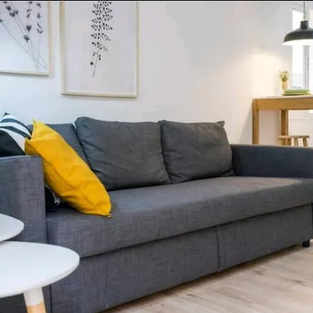 Apartament Minaga 1 *