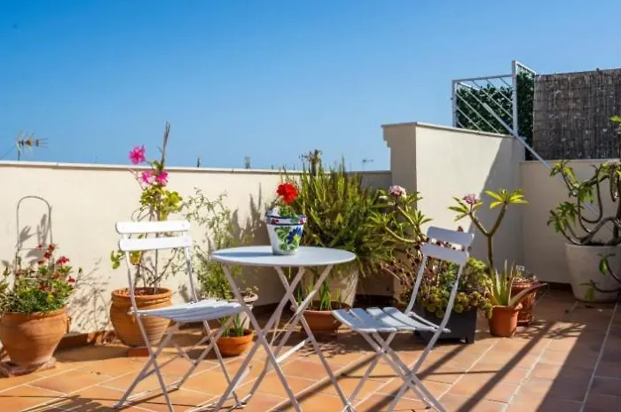 Apartament Minaga 1 *